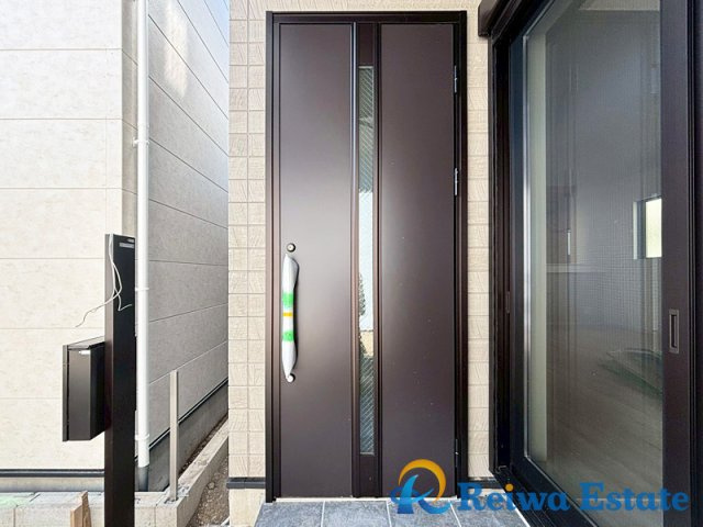 新築戸建　茅ヶ崎市南湖　全2棟の玄関