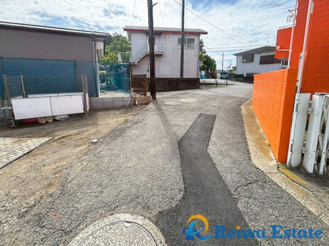 新築戸建　茅ヶ崎市南湖　全2棟の前面道路含む現地写真