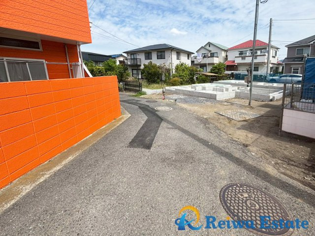 新築戸建　茅ヶ崎市南湖　全2棟の前面道路含む現地写真