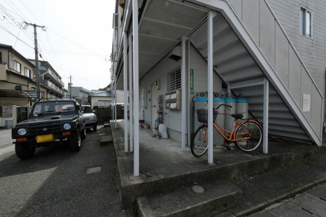 タウニー二日市のエントランス