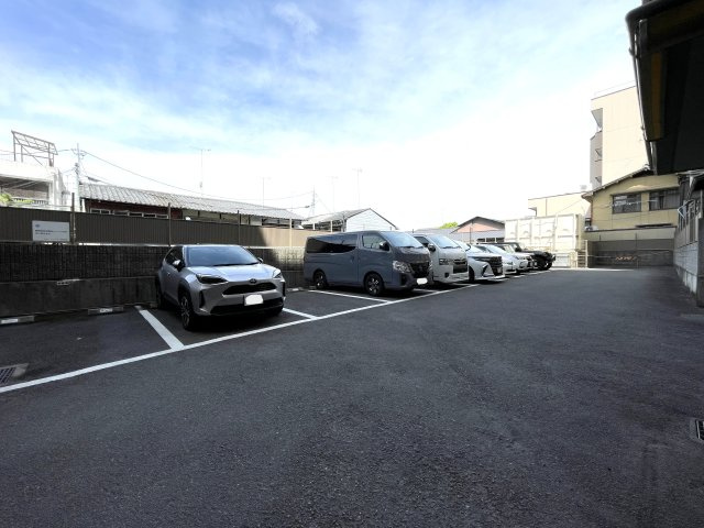 グラン・コート千本一条の駐車場|※最新空き情報　要確認
