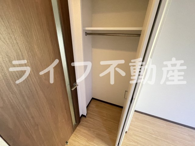 M’プラザ小阪駅前の収納|こまごまとしたものを収納できそうですね