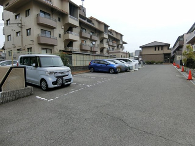 【駐車場】 | シャイニーパーク