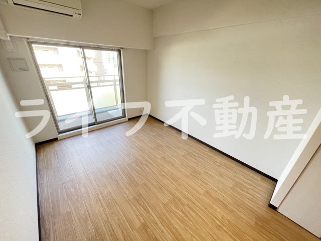 M’プラザ小阪駅前の居間・リビング|使いやすい居間です