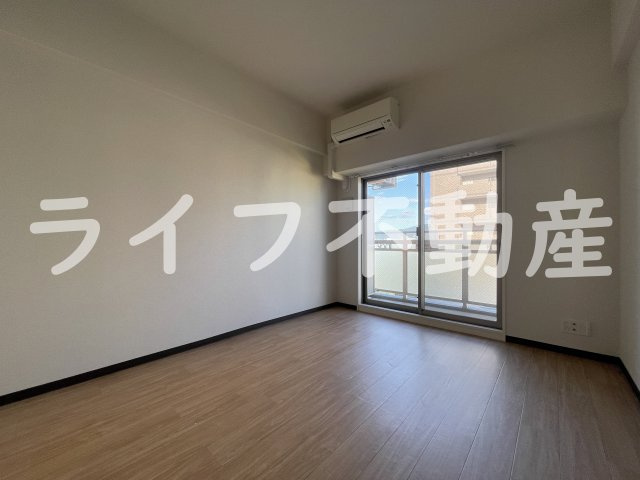 M’プラザ小阪駅前の居間・リビング|ゆったりとしたリビングです