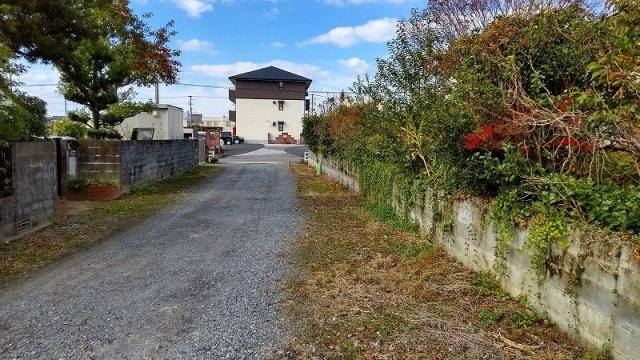 朝倉市甘木　売り土地の前面道路含む現地写真|前面道路含む現地写真です