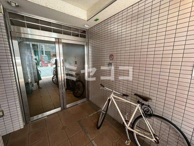 アメニティ北久宝寺のエントランス