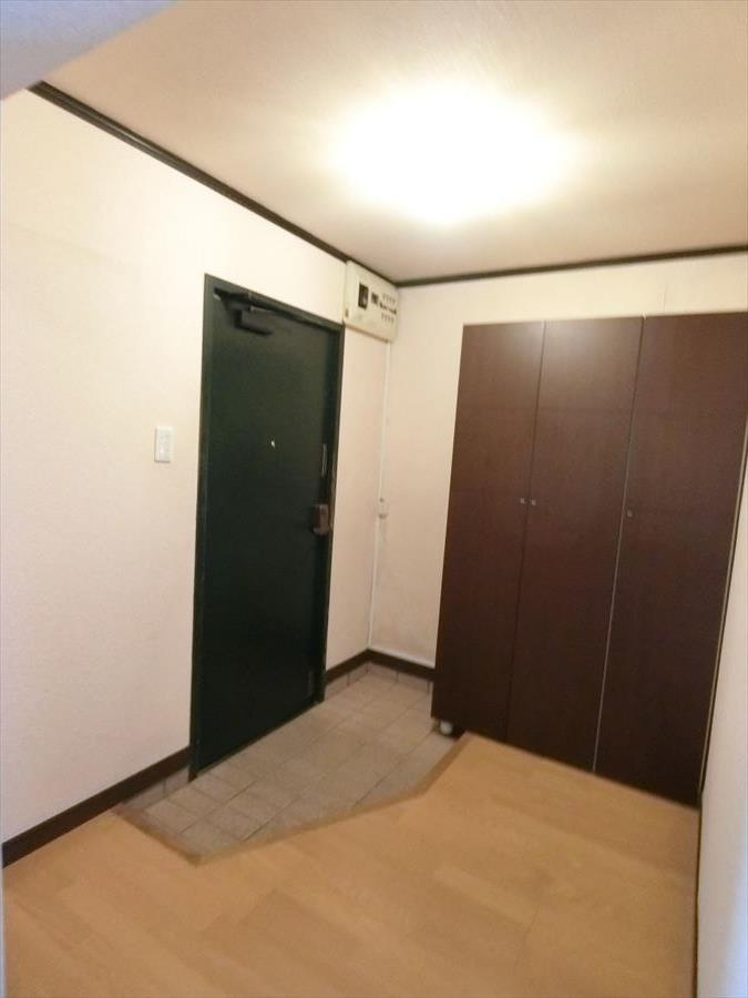マンションアザレア の玄関|きれいな玄関です
