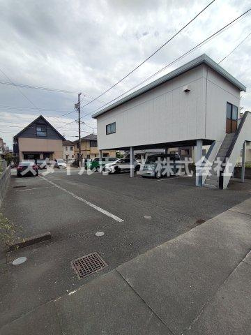 グリーン曙の駐車場