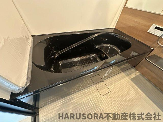 生駒市辻町　３階建の浴室