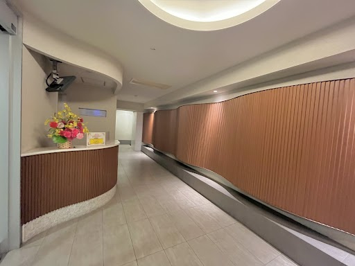 ル・シェモア神立　中央区神立町のエントランス|管理の行き届いた、きれいなエントランス。