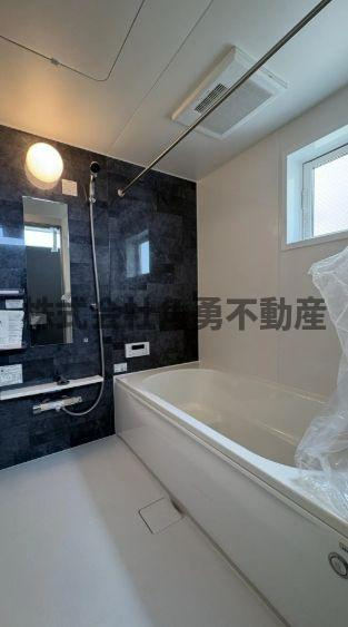 平塚市南金目　新築一戸建て　1号棟の内観：施工例|《施工例》浴室