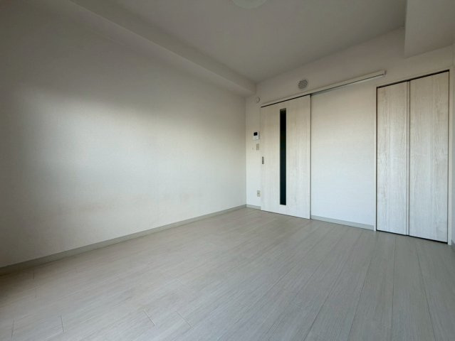 【寝室】