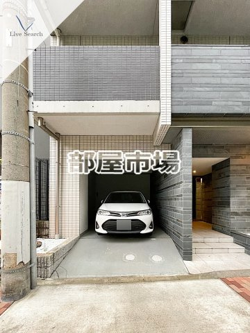 プレール・ドゥーク東陽町の駐車場