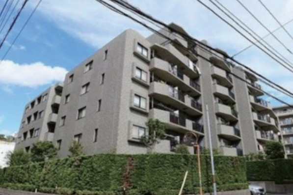 フォルスコート学芸大学