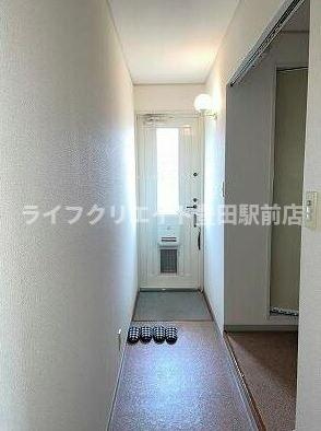 パールメントハイツAの玄関