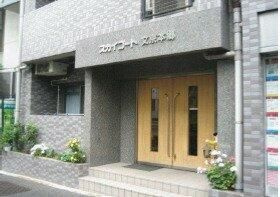 スカイコート文京本郷のエントランス