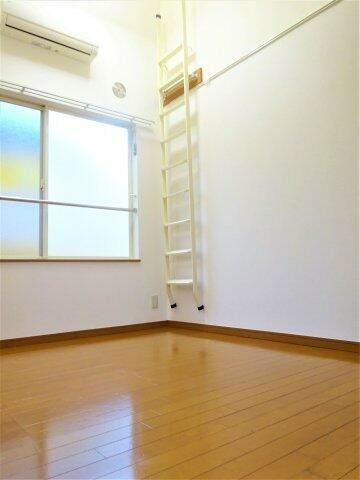 フェリスショコラＡ棟の居間・リビング