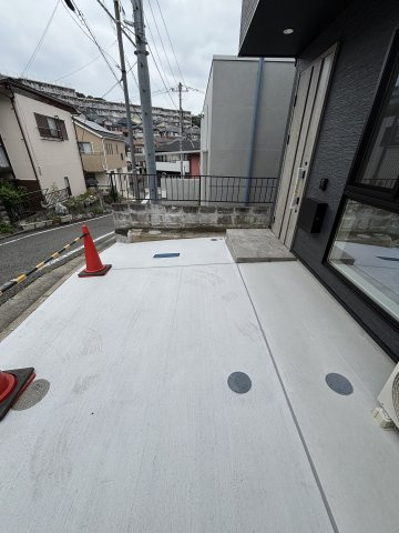 横川町houseの駐車場