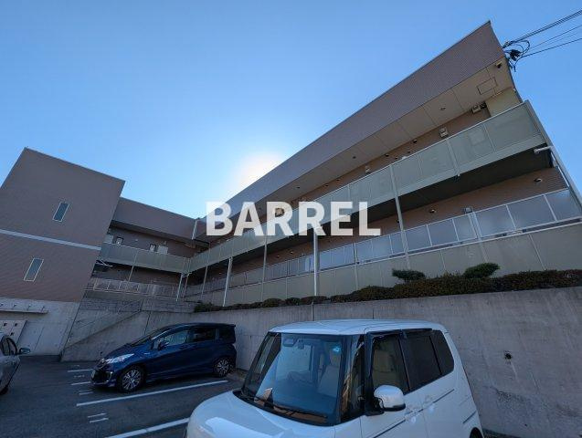 アンプルールクラージュコリーヌシャンⅡ