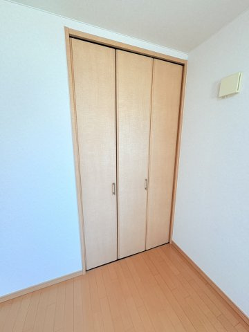 京地3丁目一戸建の収納|便利な収納スペースです