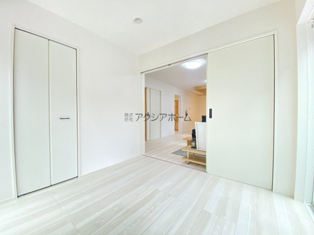 所沢市上新井5丁目・全1棟　新築一戸建　～全室南向き～の洋室|1階洋室4.5帖