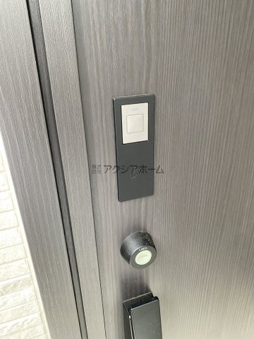 所沢市上新井5丁目・全1棟　新築一戸建　～全室南向き～の設備|タッチキー対応玄関ドア
