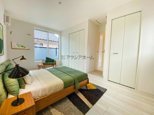 所沢市上新井5丁目・全1棟　新築一戸建　～全室南向き～の寝室|洋室8帖（家具はCG画像での表示になります)