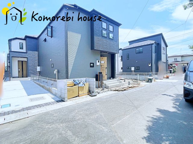 伊奈町栄　5期　新築一戸建て　グラファーレ　01の前面道路含む現地写真|前面道路含む現地写真です
