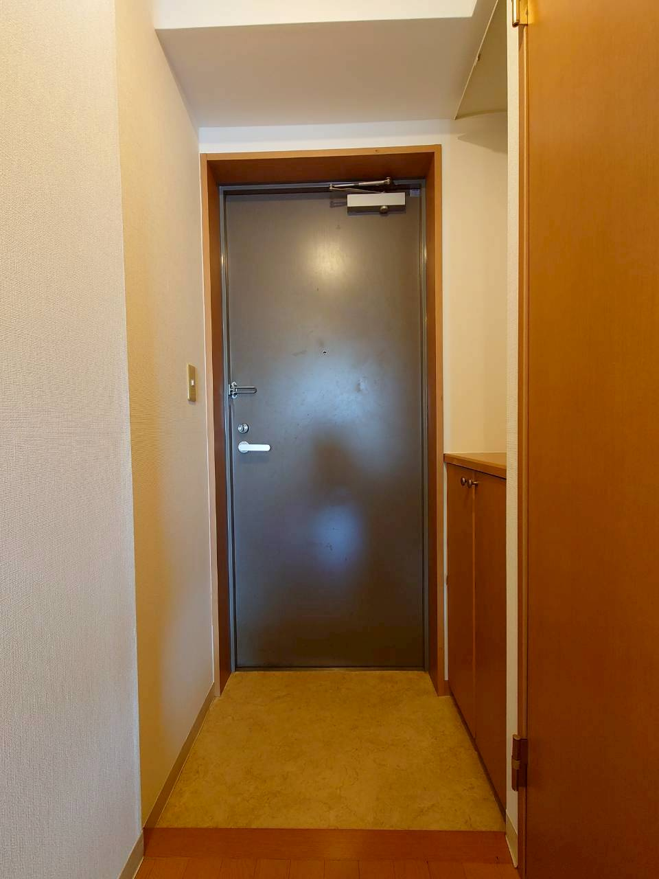 【玄関】