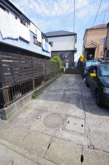 【駐車場】 | 【仲介手数料無料！！】川崎市麻生区片平4丁目　中古戸建て　3350万円