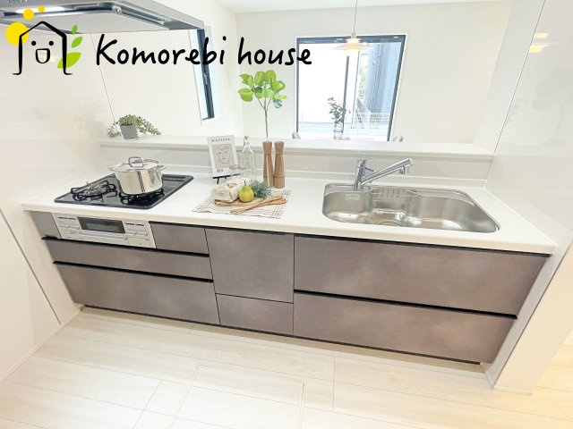 伊奈町栄　5期　新築一戸建て　グラファーレ　02のキッチン|26.8.6　撮影済み