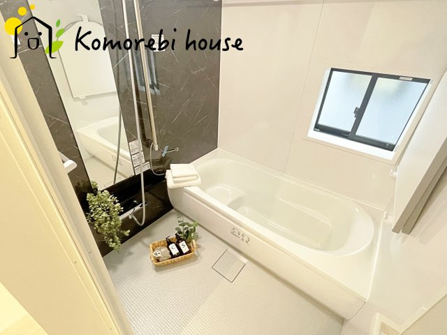 伊奈町栄　5期　新築一戸建て　グラファーレ　02の浴室|26.8.6　撮影済み