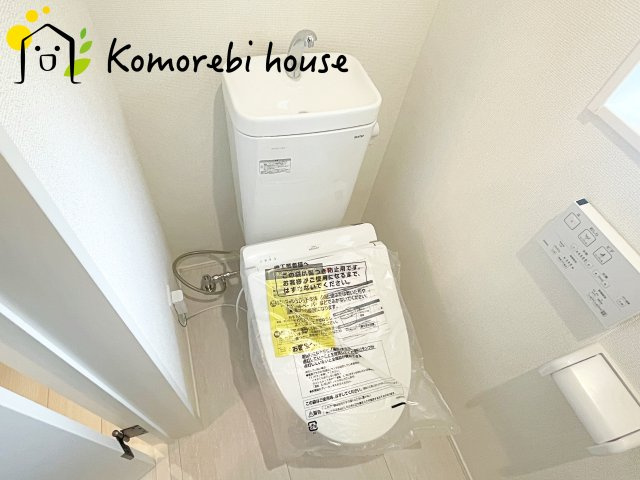 伊奈町栄　5期　新築一戸建て　グラファーレ　02のトイレ|26.8.6　撮影済み