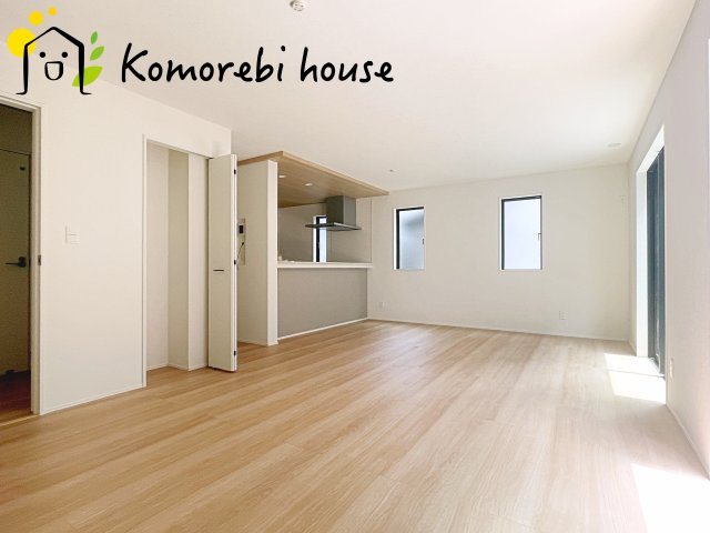 伊奈町栄　5期　新築一戸建て　グラファーレ　03の居間・リビング|おしゃれな居間です