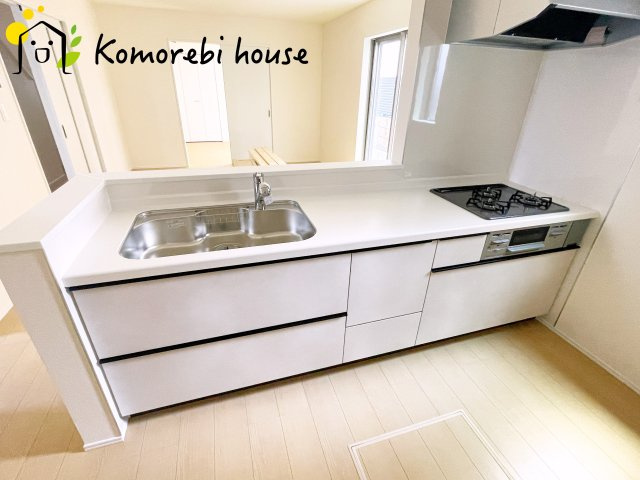 第3　伊奈町小室　新築一戸建て　ハートフルタウン　Mのキッチン|お料理しやすいキッチンです