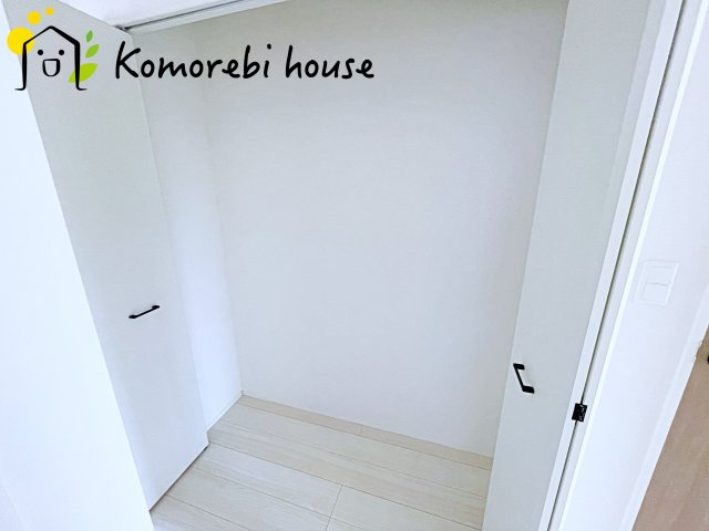 伊奈町栄　5期　新築一戸建て　グラファーレ　04の収納|たっぷりとした収納スペースです