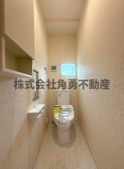 平塚市南金目　新築一戸建て　2号棟の内観：施工例|《施工例》トイレ