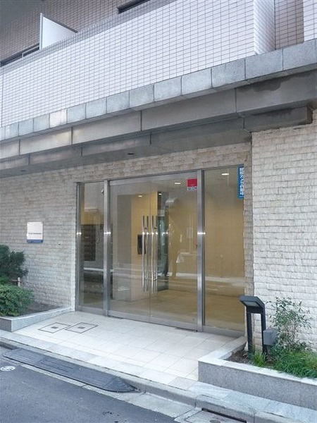 エスコート西新宿のエントランス