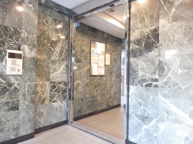 ダイホープラザ上落合のロビー