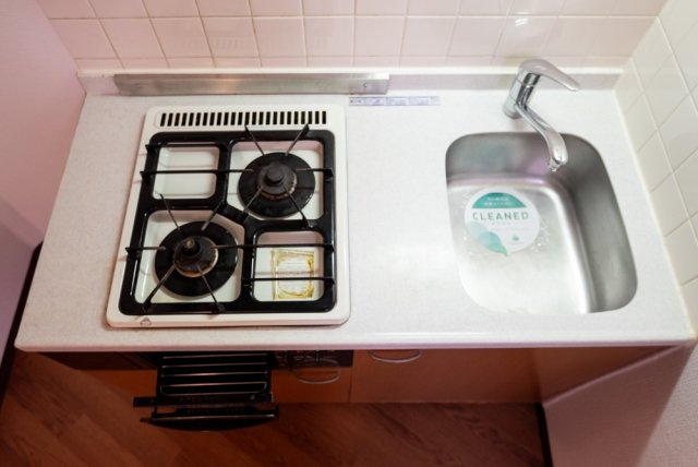 パークウェル市ヶ谷のキッチン|システムキッチン（2口ガスコンロ・グリル付）