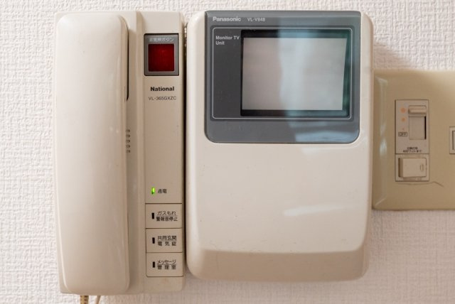 パークウェル市ヶ谷のセキュリティ|モニター付オートロック