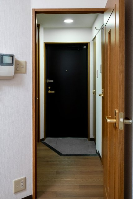 パークウェル市ヶ谷の玄関