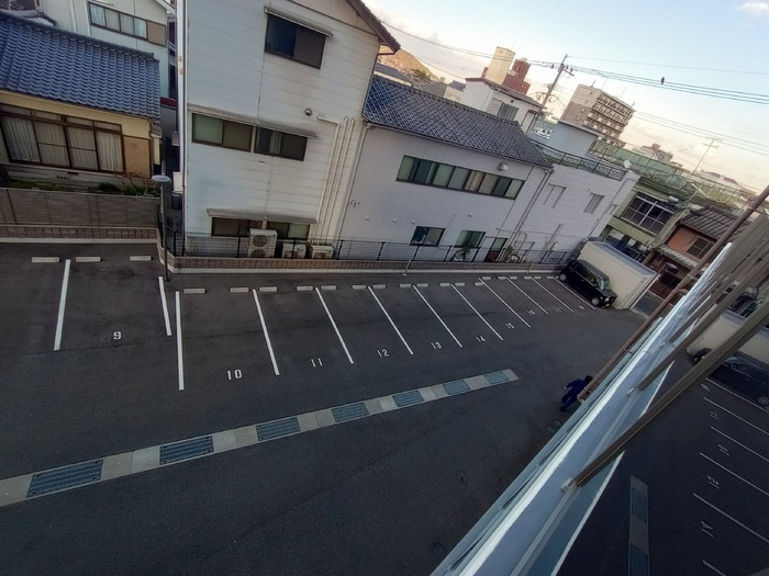 テゾーロ行橋の駐車場