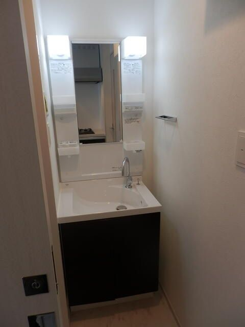 ユリカロゼAZ亀戸の洗面所