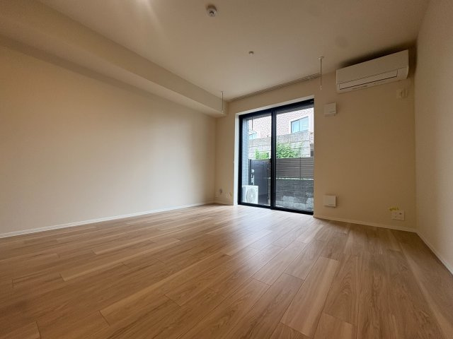 川崎市多摩区宿河原３丁目のアパートの居間・リビング