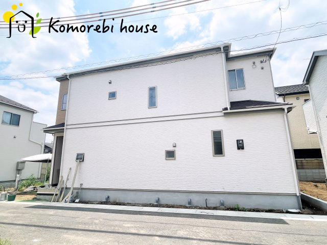 第3　伊奈町小室　新築一戸建て　ハートフルタウン　Nの外観|おしゃれな外観です
