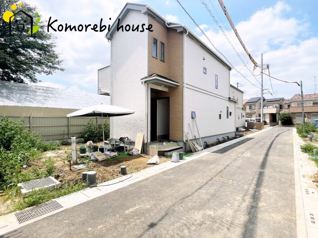 第3　伊奈町小室　新築一戸建て　ハートフルタウン　Nの前面道路含む現地写真|前面道路含む現地写真です
