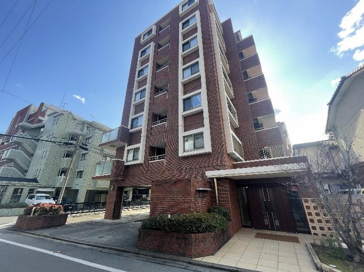 福岡市早良区室見４丁目の賃貸マンション