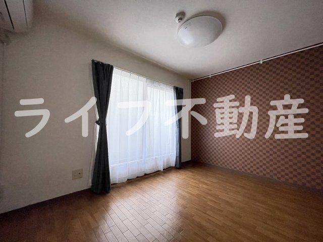 YOUハイム俊徳の洋室|個人の部屋や寝室として使える洋室です